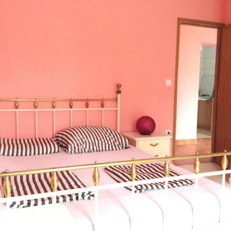 Yellow House Experience Aparthotel Pag Island Luaran gambar