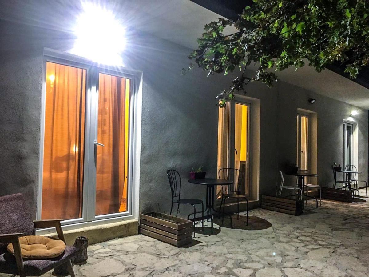 Yellow House Experience Aparthotel Pag Island Luaran gambar
